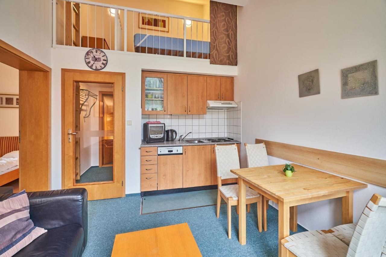 Poustevnik Apartments ペツ・ポト・スニェシュコウ エクステリア 写真